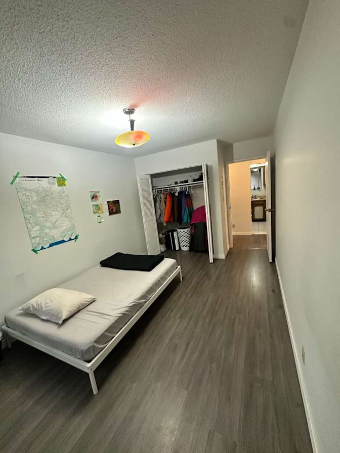 Jorge's room