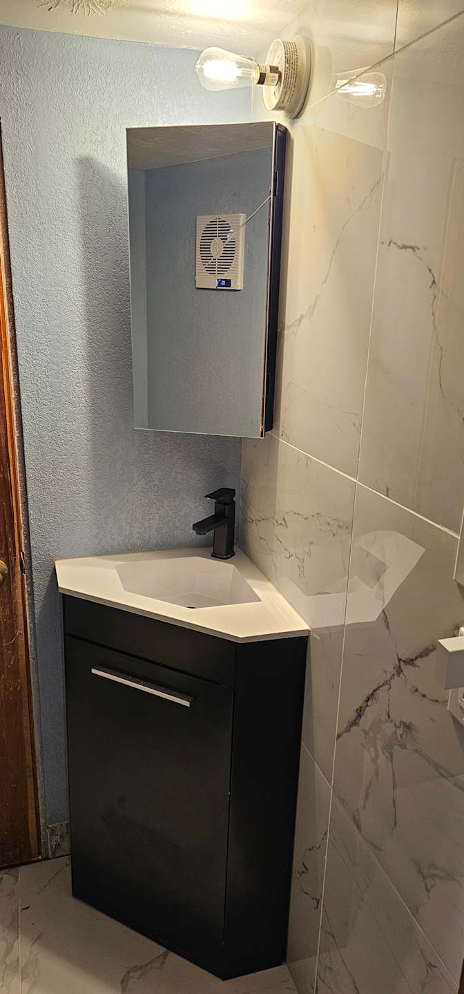 Corporate Heir's room