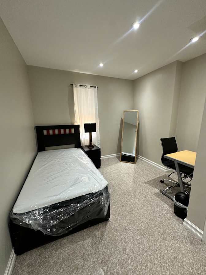 Paola's room