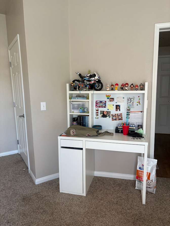 Tahlia's room