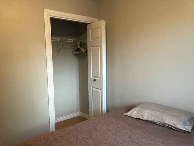 Roya's room