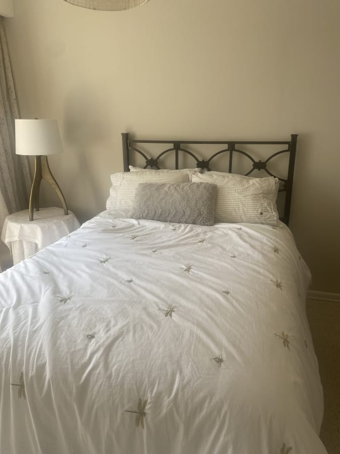 Linda's room