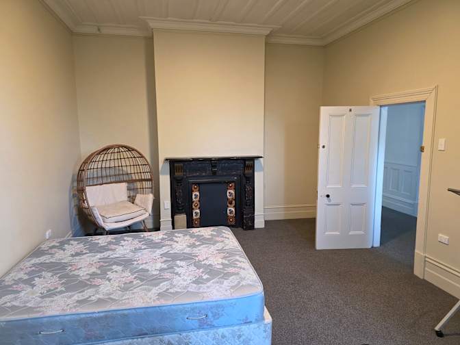 Josh Gately-Taylor's room