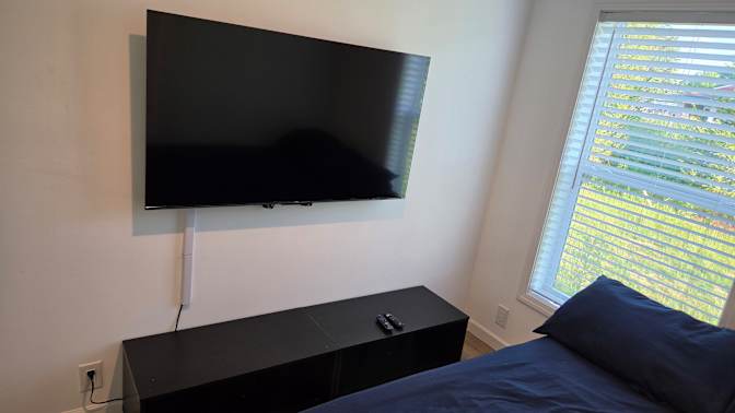 Alejandro Ramos's room