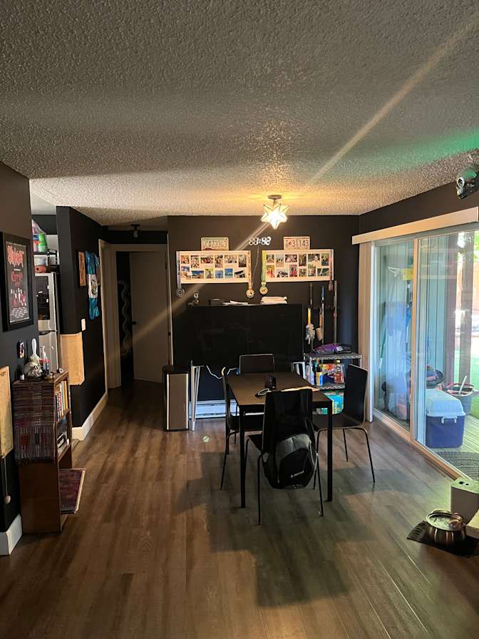 Greg's room
