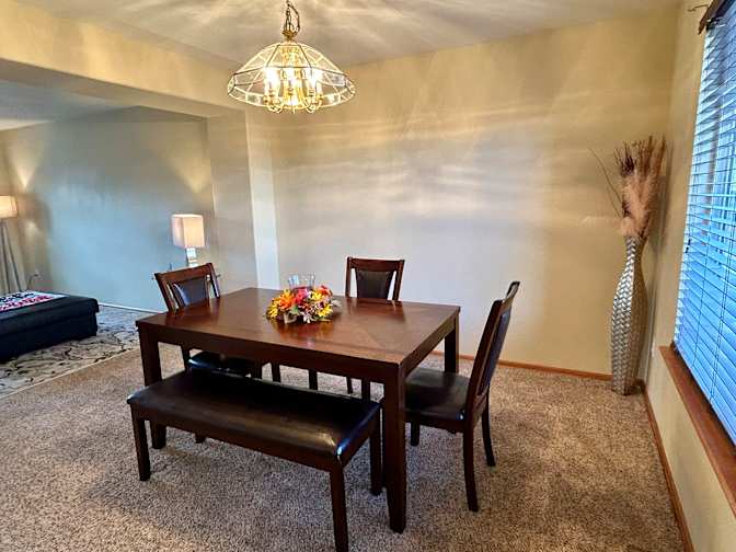Enrique's room