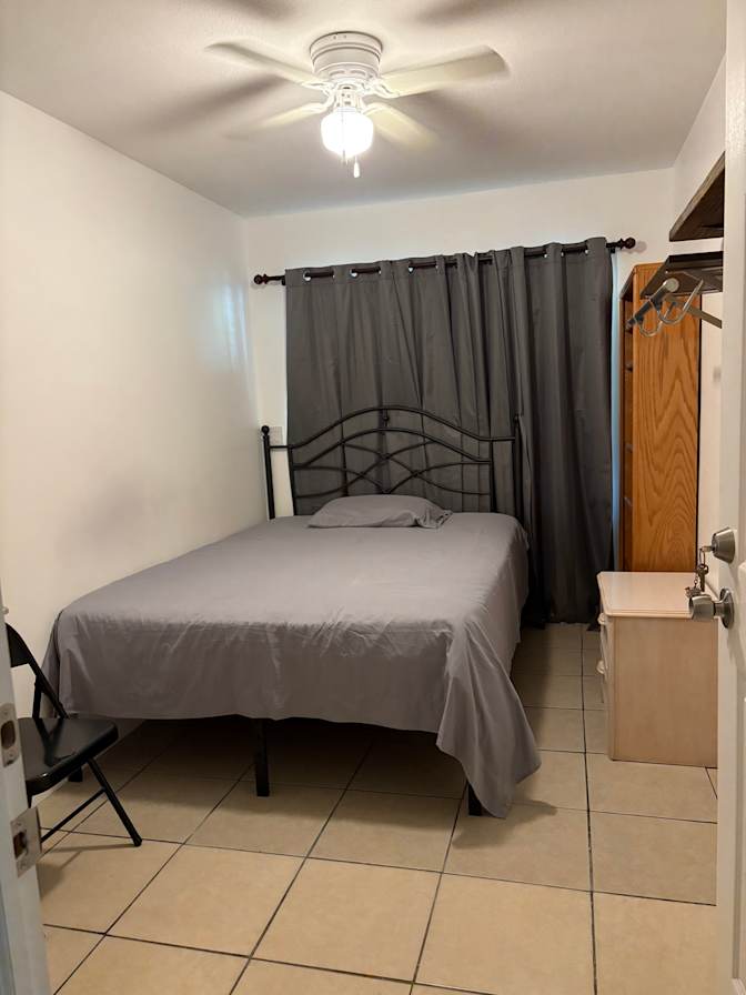 steve's room
