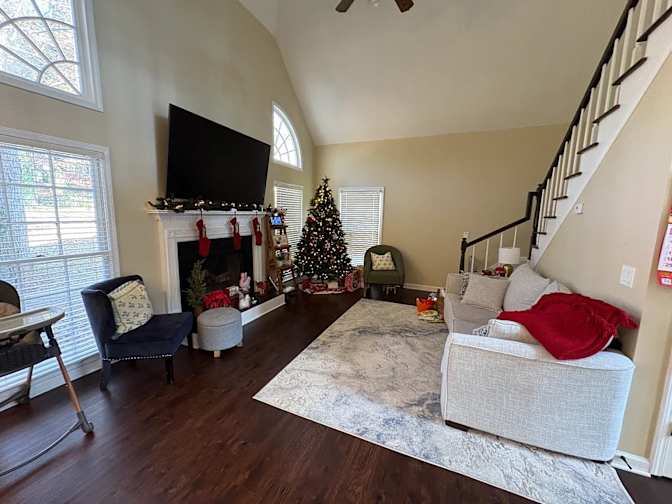Alcove Rooms's room