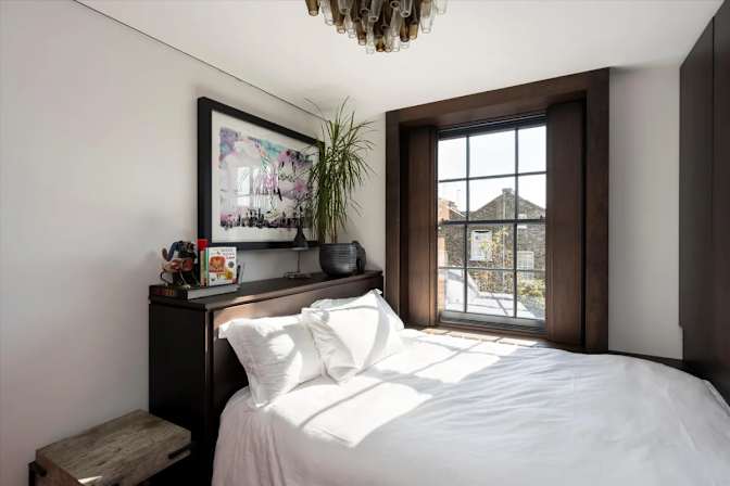 Nathan Hardy's room