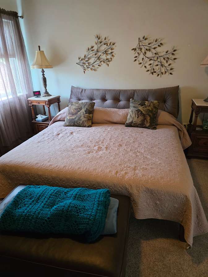 Linda H Korver's room