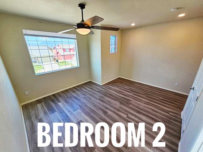 HomeCrew's room