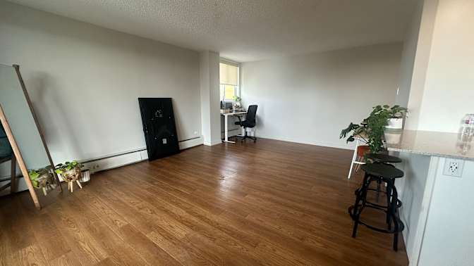 Nikita Bhatia's room