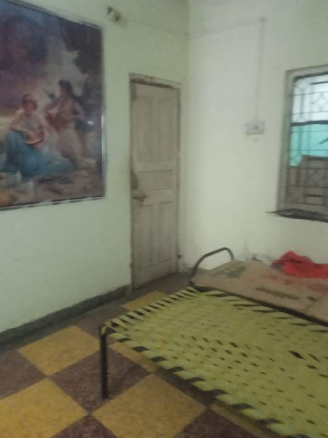 abhishek salunke's room