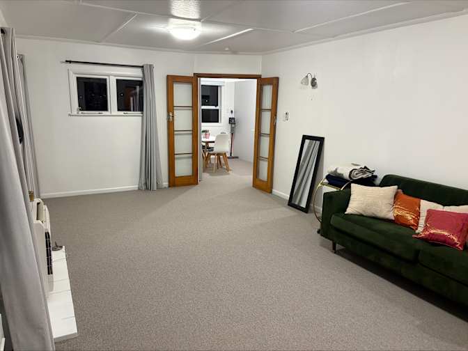 Tom's room