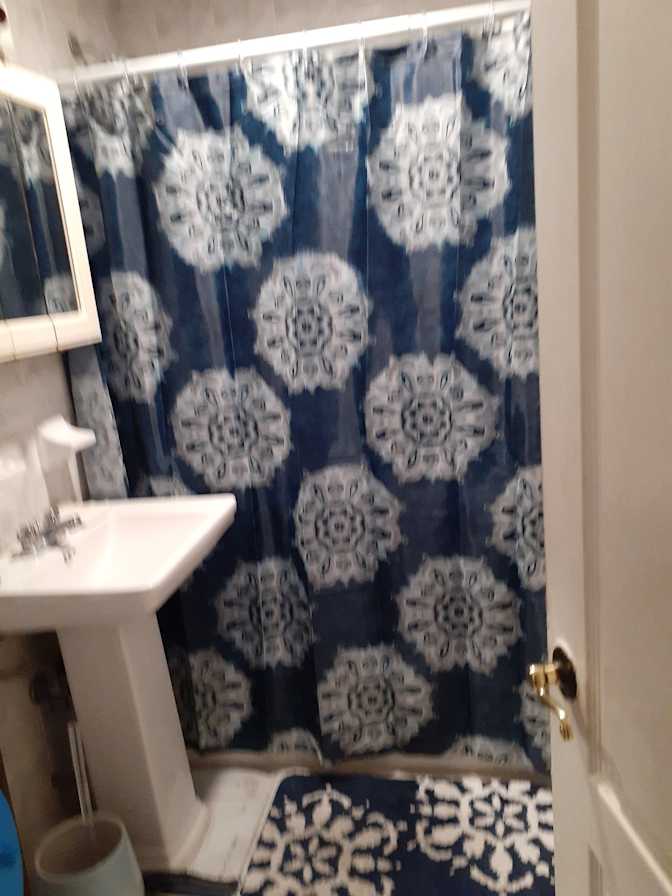 Jason Bryan, Realtor's room