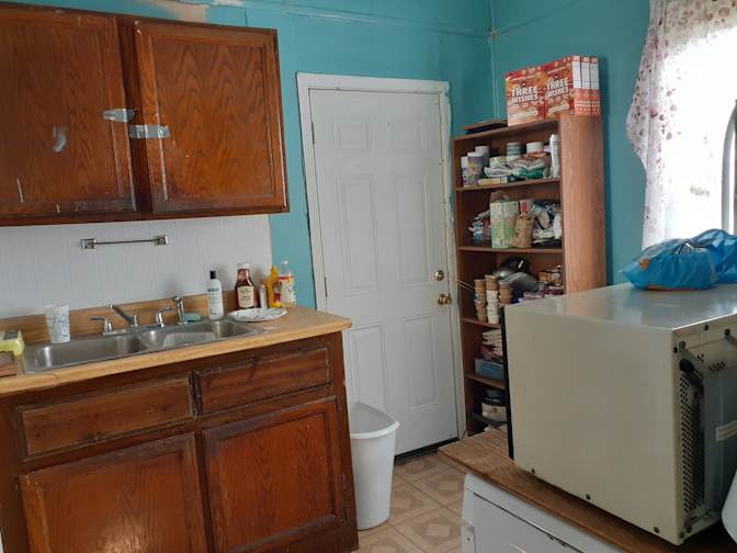 Lisa's room