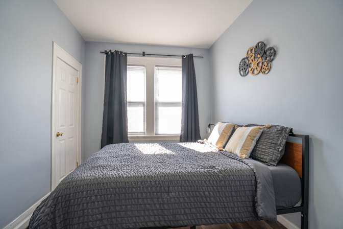 Lius Estate's room