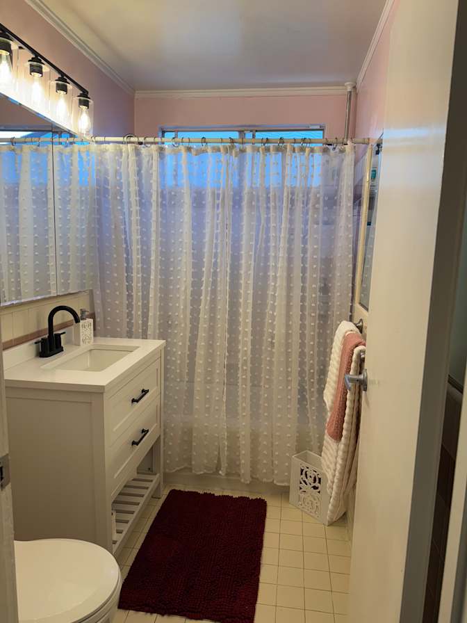 Sonja liza's room
