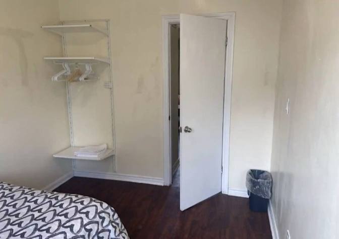Donna's room