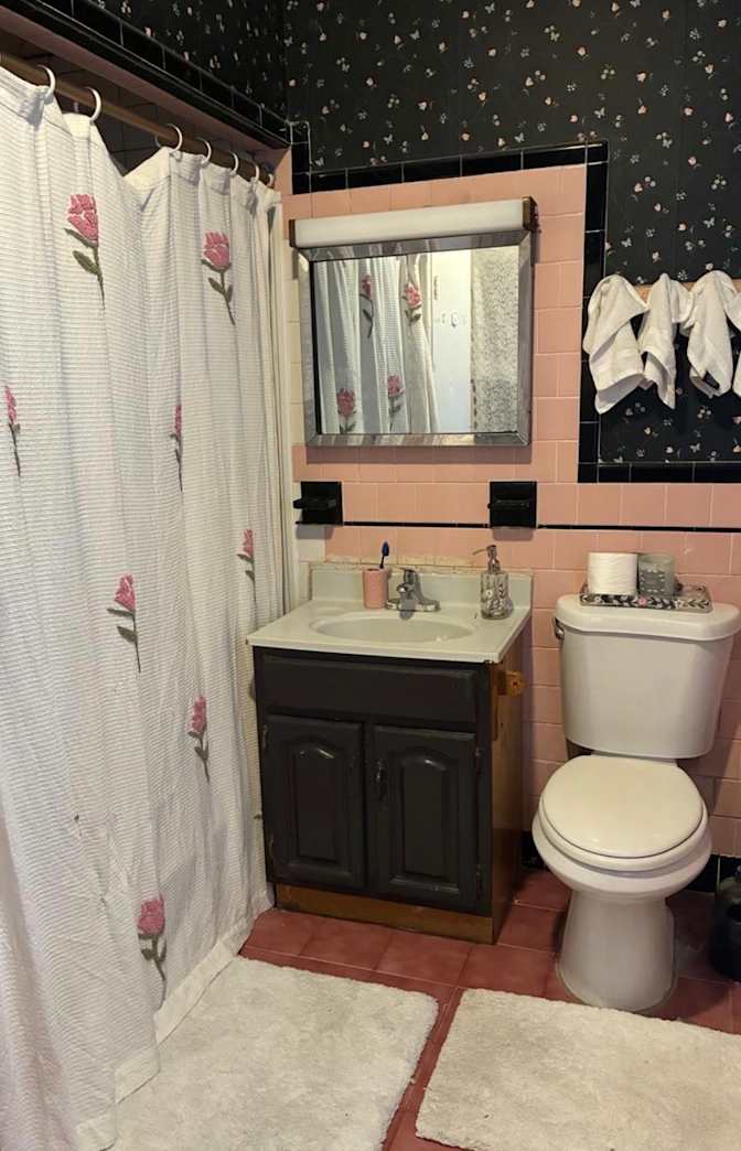 Cindy's room