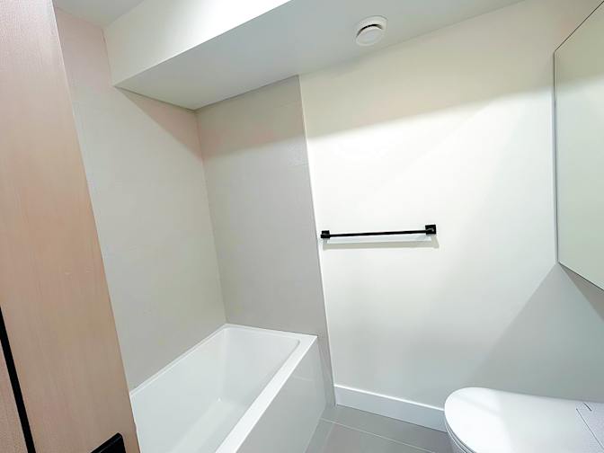 Hamid Reza's room