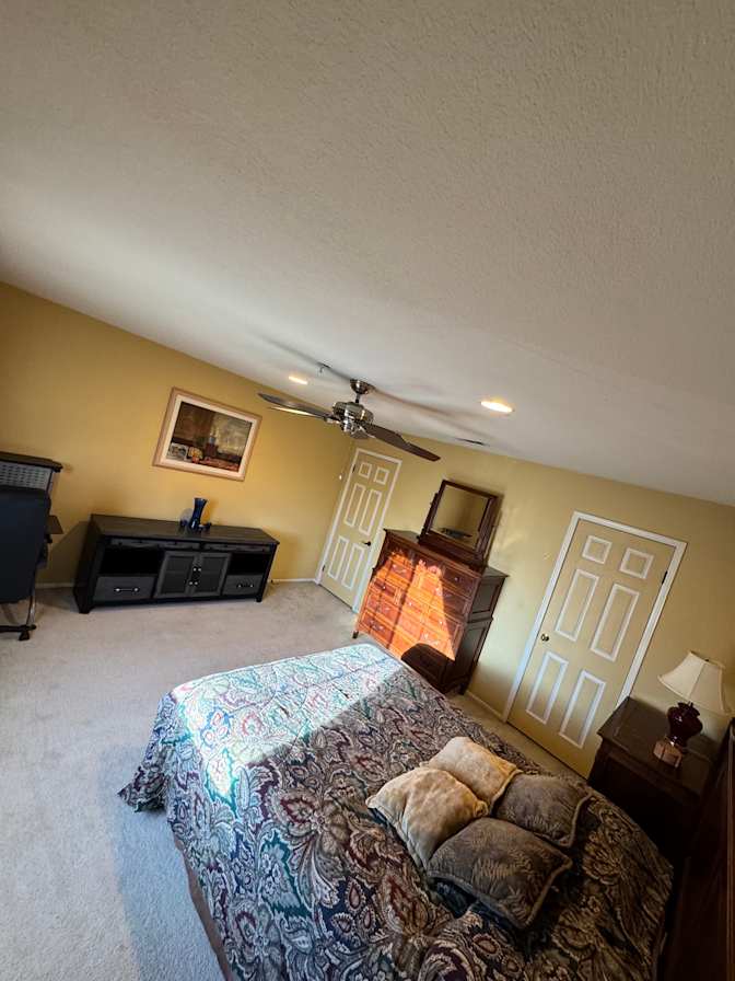 Robert's room