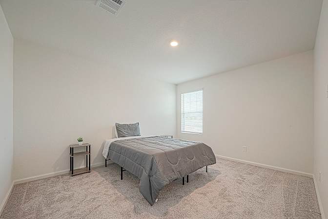 Felix's room