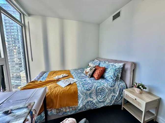 Jenny's room