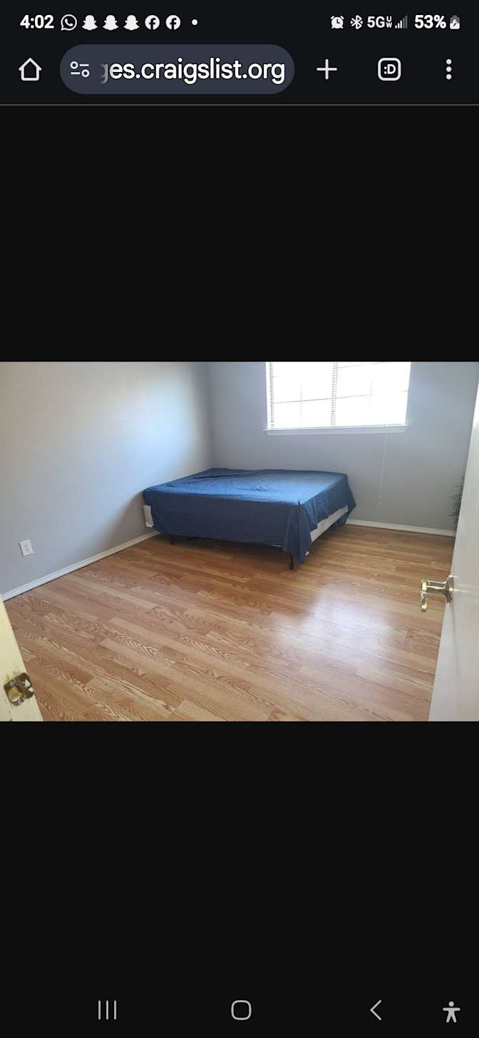 Melinda Salinas's room