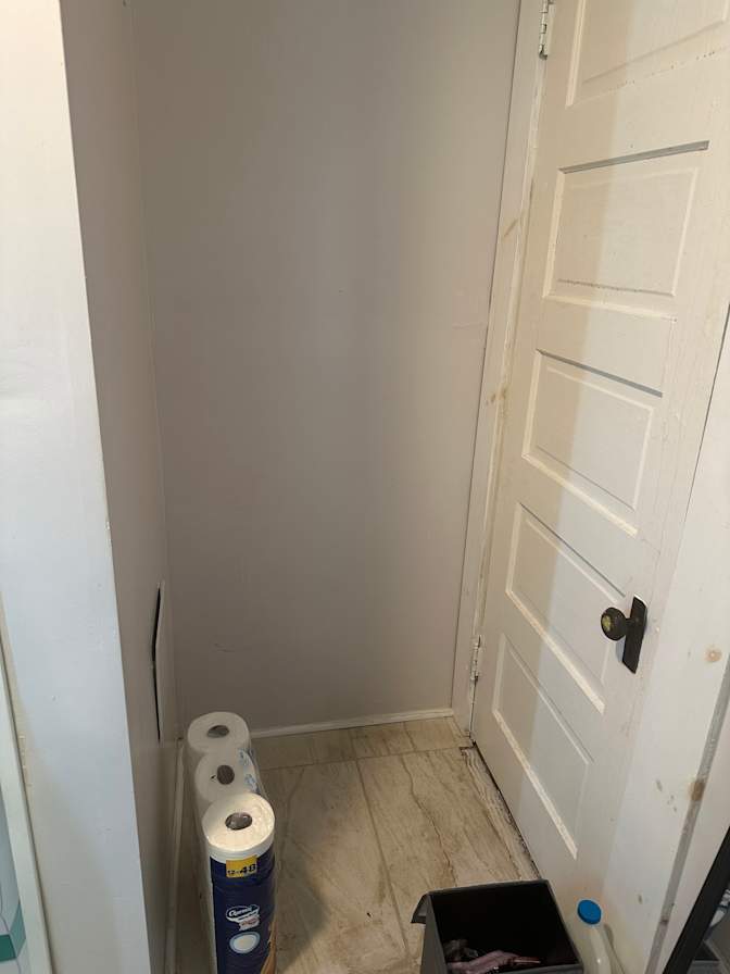 Jasper's room