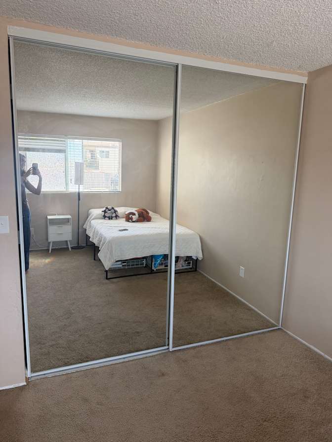 Isabelle's room
