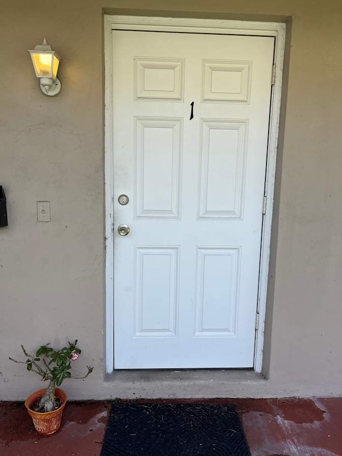 Rent here's room