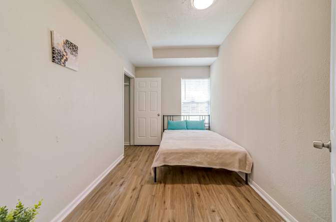 PadSplit's room