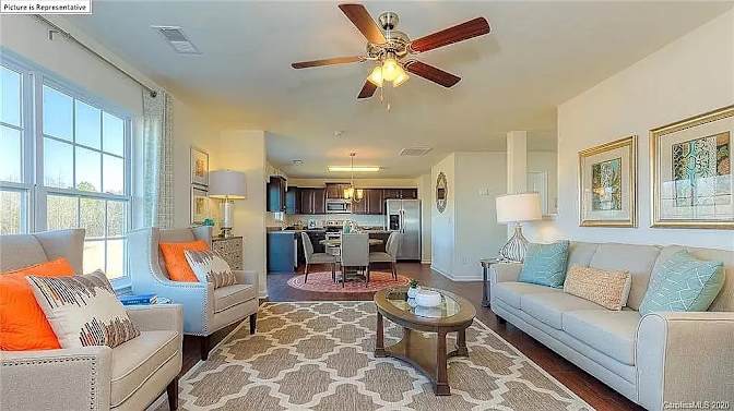 Alcove Rooms's room