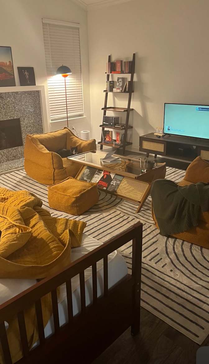 stepfanie Scott's room