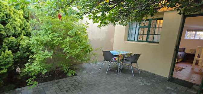 Green Point Tree House's room