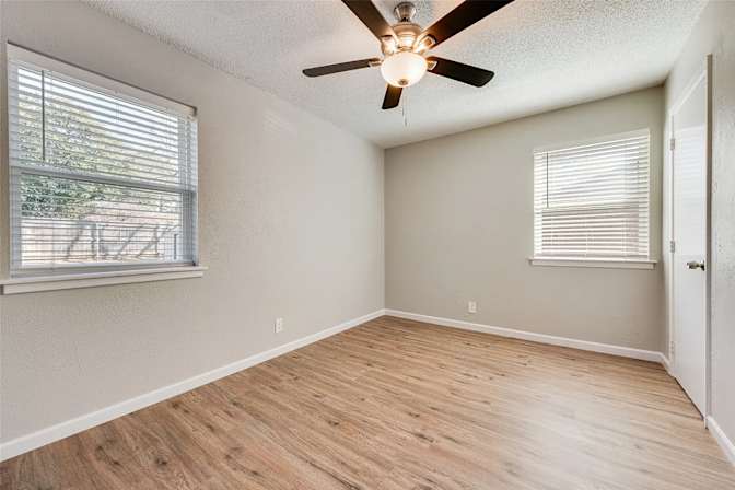 Leslie's room