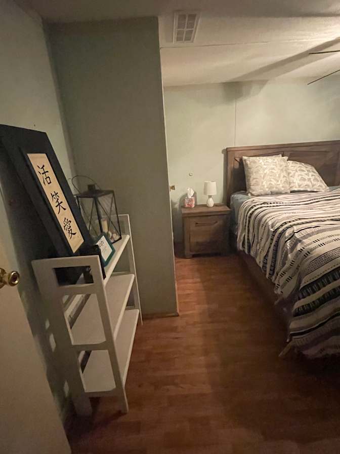 Tara's room