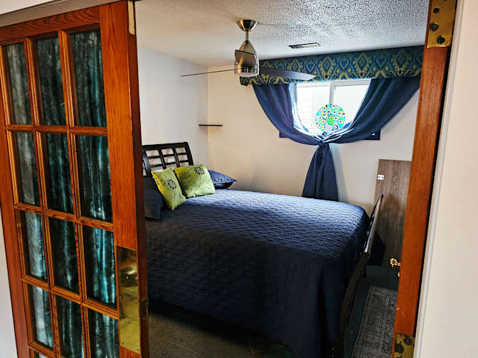 Axel Montaner's room