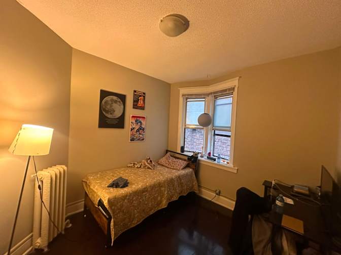 Amir Ahmadipour's room
