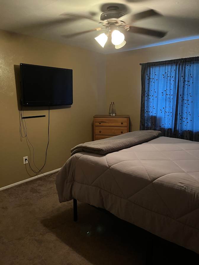 Linda's room