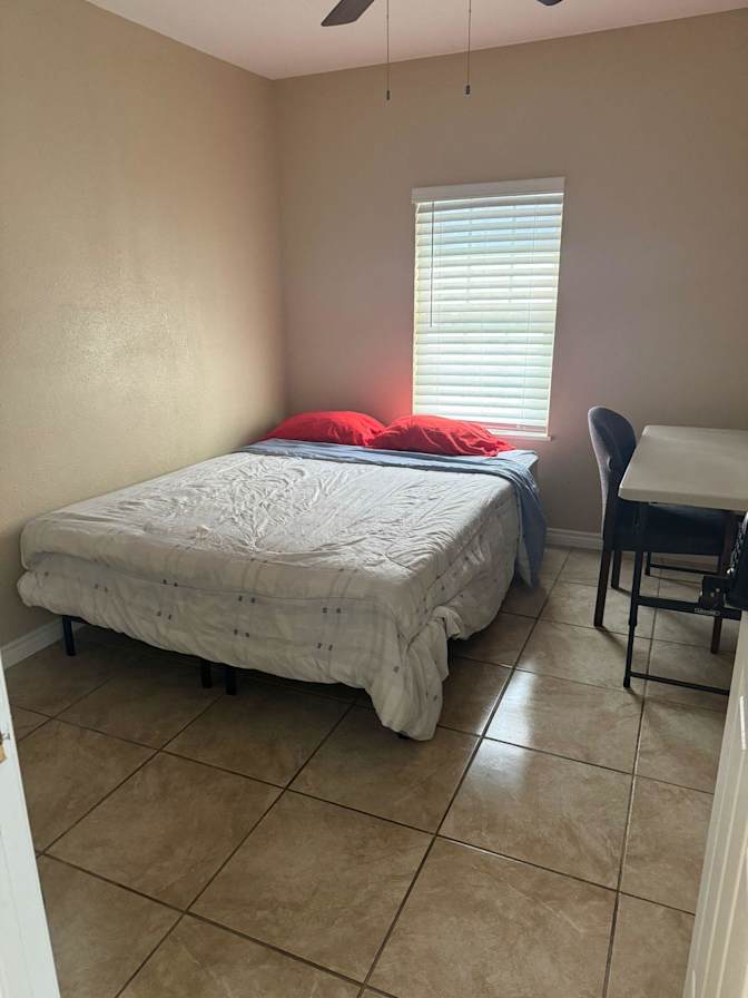 PadSplit's room