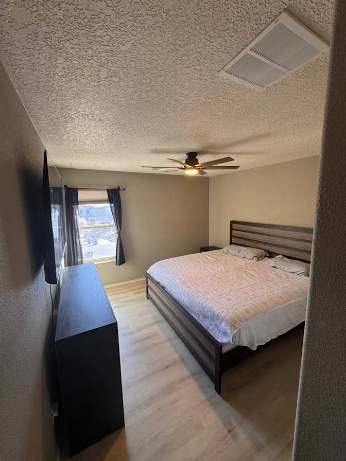 Mindy's room