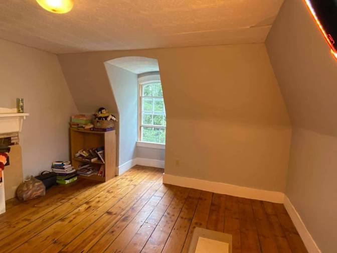 Ryan charles's room