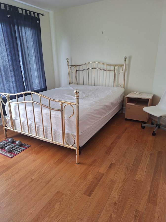 Al's room