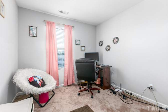 Alcove Rooms's room