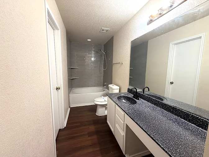Brett's room