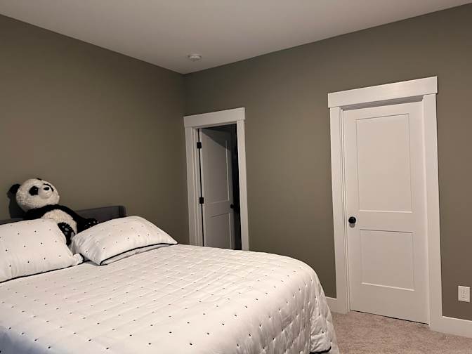 Meless W's room