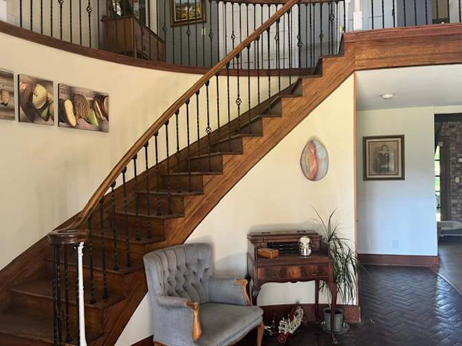 Rhonda Hewitt's room