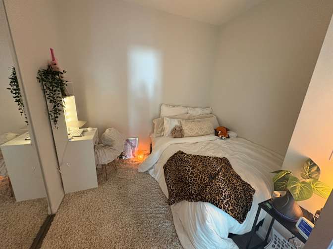 Janae Sullivan's room